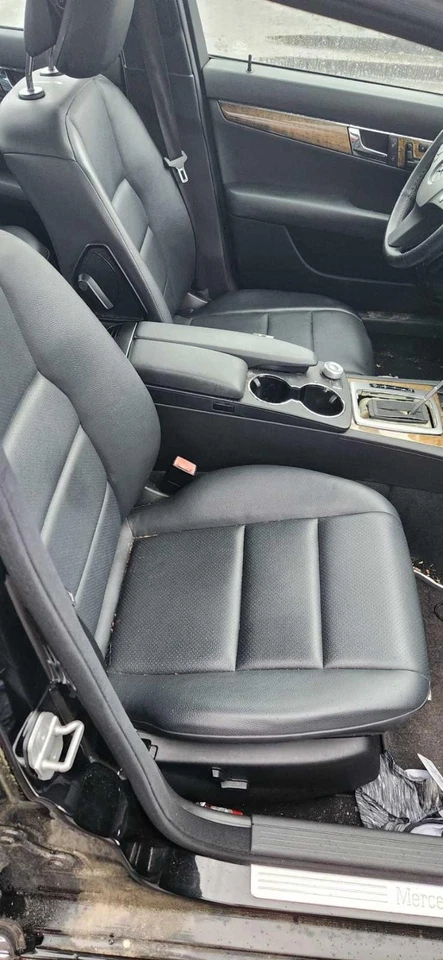 Б/у стекло панели крыши подходит: 2009 Mercedes-Benz Mercedes c-class 204 тип C250 Sd - Изображение 4 из 4