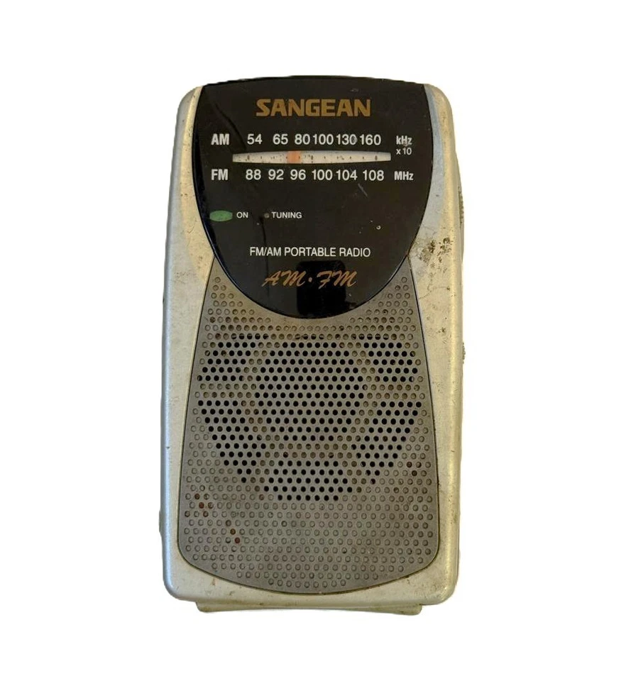 Sangean SR-35 AM/FM Pocket Analog Radio White – Portable AM/FM Radio (Untested) - Image 3 of 4