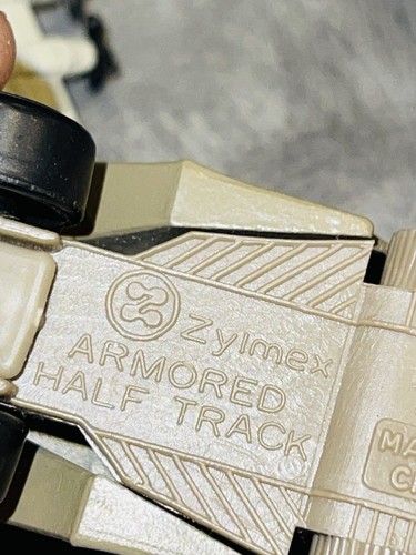 Enormi Micro Macchine Galoob LGTI Jet Militari Aerei Camion Veicoli Carri Armati - Foto 14 di 24