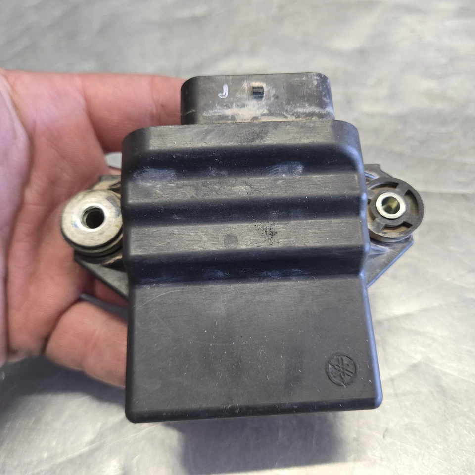 Yamaha Yz450f Ecu 2015 unidad de control de computadora caja negra Ecm Cdi Foto 2 de 4
