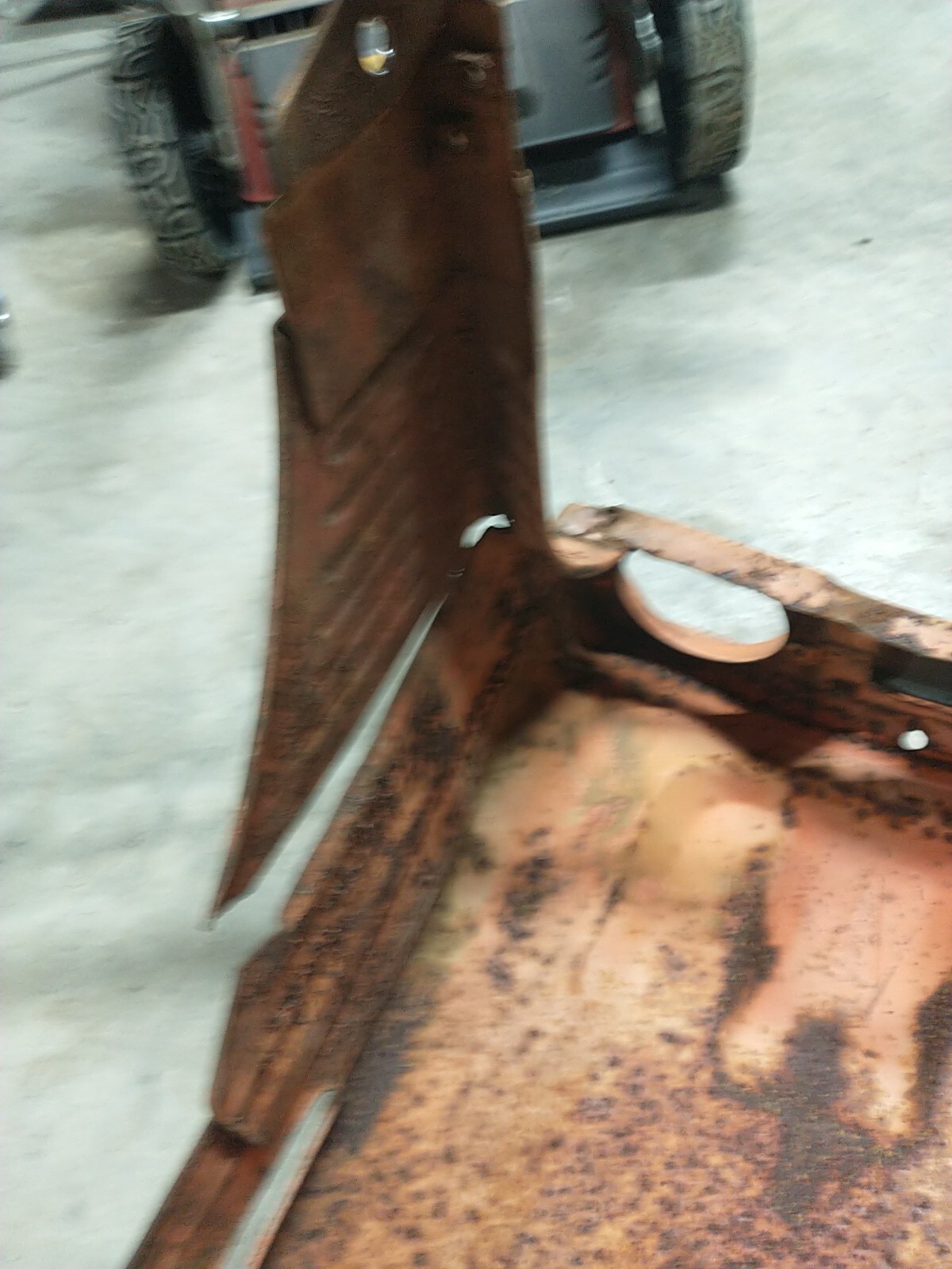 Kubota B6100 B7100 Hood H667354110 eBay