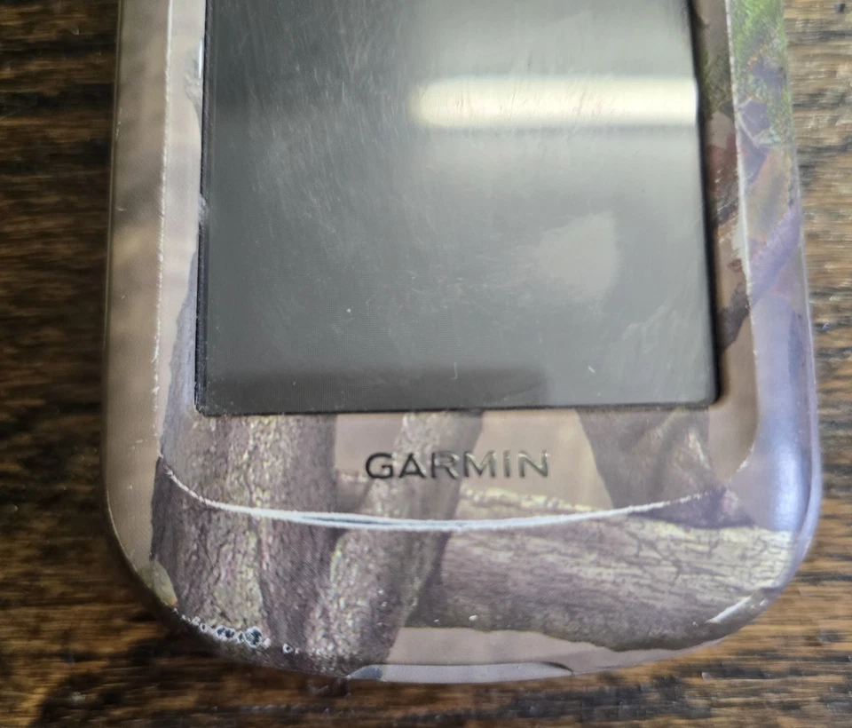 Garmin Montana 610t Handheld GPS with TOPO Maps & Touchscreen - Image 3 of 4