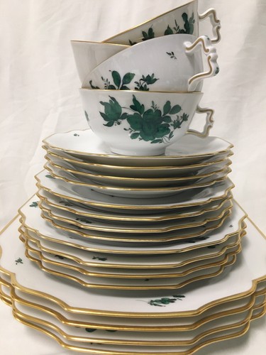 (20 Pieces) Vintage Augarten Vienna 'Maria Theresia' (4) 5-PIECE PLACE SETTINGS - Picture 10 of 12