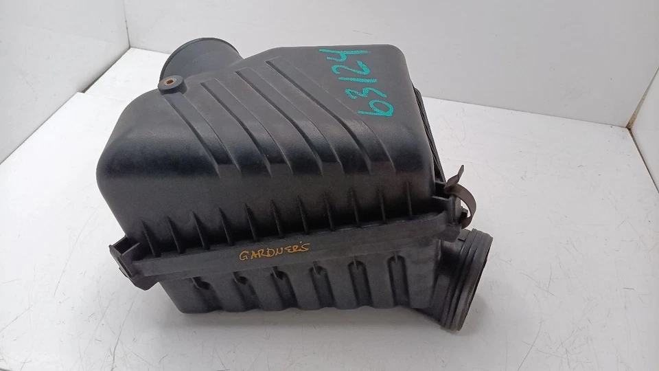 Air Cleaner 2.0L 4 Cylinder Fits 03-08 TIBURON 1134092 - Image 2 of 4