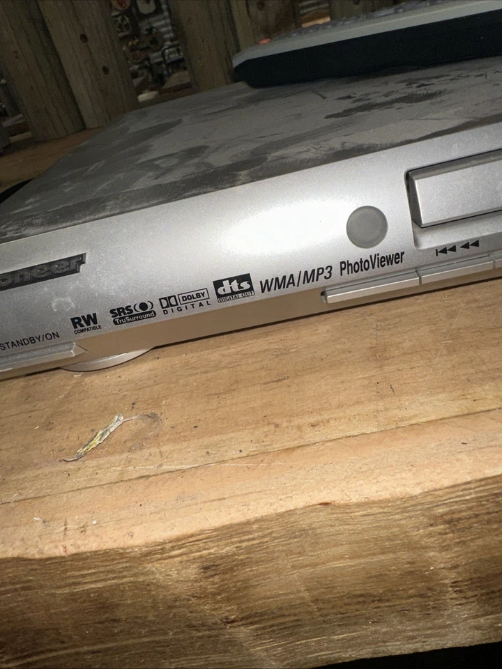 Reproductor de DVD Pioneer DV-260-S PureCinema WMA/MP3 PhotoViewer probado Lee Foto 2 de 4