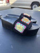 Dirty Laundry Sandals Womens Sz 39 8 8.5 Granny Squares Slides Shoes Platform