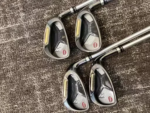 PRGR Egg 2014 Conjunto de Ferro 8i Re-barbado Usado com Desgaste Menor - Imagem 2 de 4