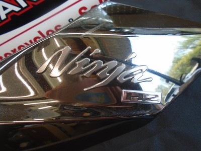 閑 OEM GENIUNE KAWASAKI NINJA H2 H2R LEFT REAR PANEL COVER CHROME