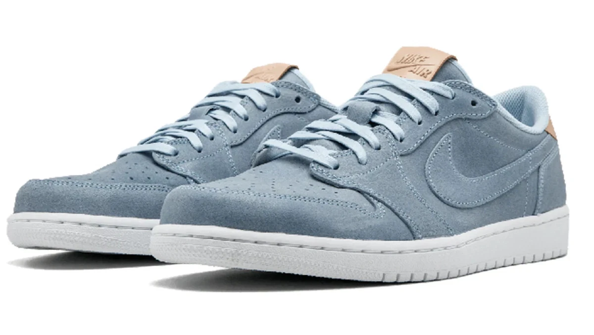 Preços baixos em Jordan 1 Retro OG Premium Low Ice Blue | eBay