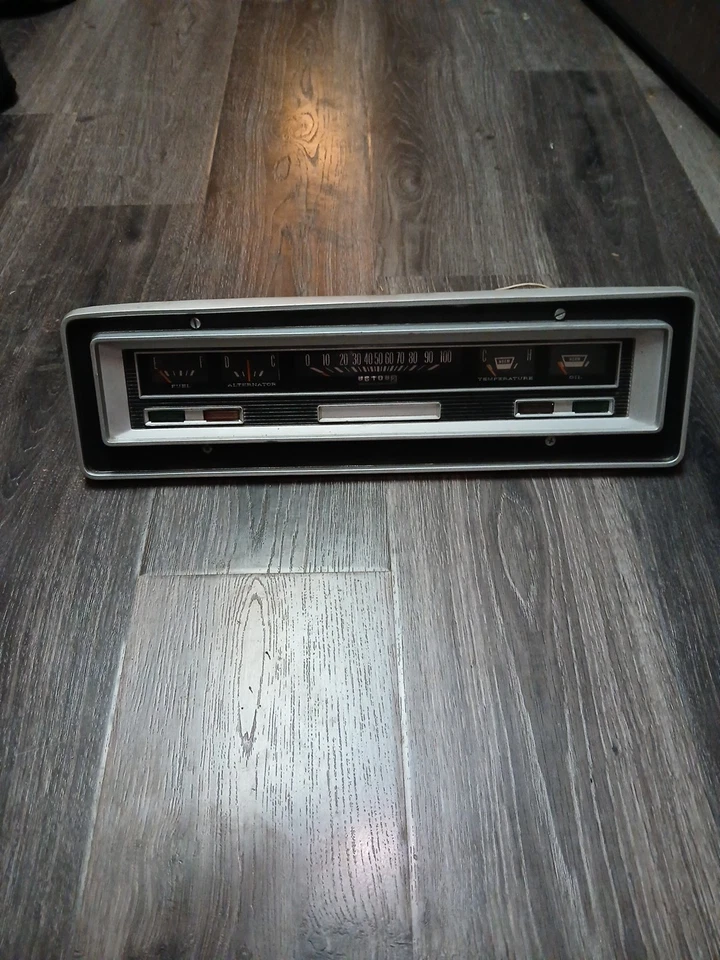 1969 69 1970 70 71 Dodge D100 D200 D300 Truck Speedometer Instrument Cluster - Image 4 of 4