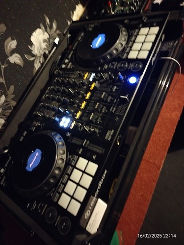 Pioneer DDJ1000 plus fly case UDG - Picture 3 of 3