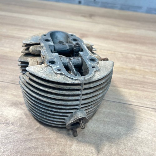 1960-66 Ducati Bronco 125 / Original OEM CYLINDER HEAD WITH VALVES & ROCKER ARMS - Bild 2 von 11