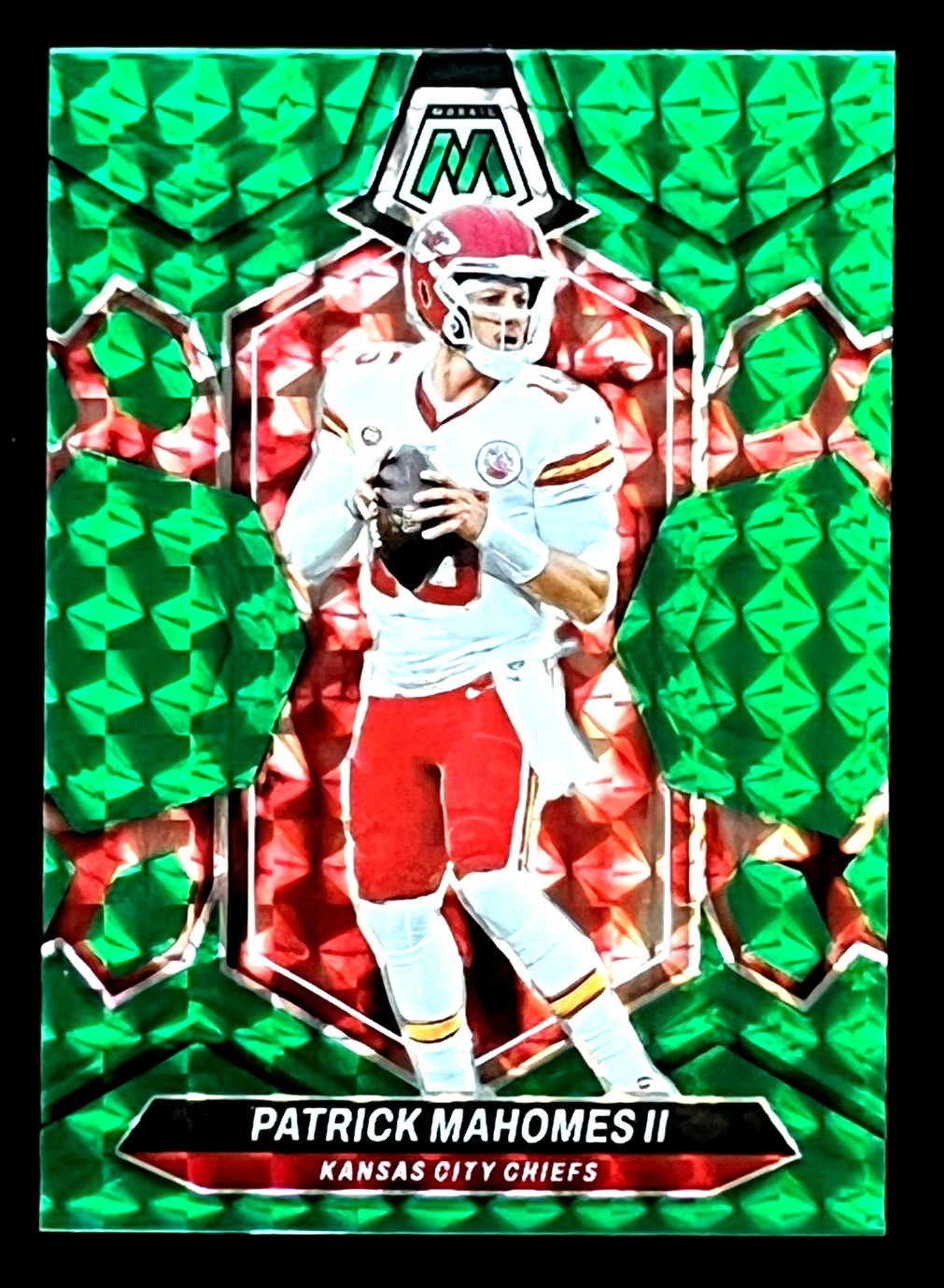 Patrick Mahomes II 2024 Mosaic Green Prizm Parallel Chiefs No 106