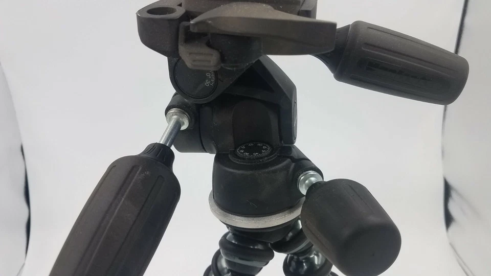 Manfrotto 804RC2 Head with Joby Tripod - Image 3 of 4