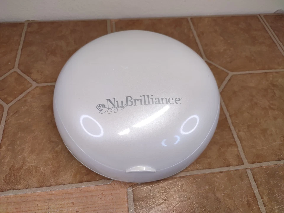 NuBrilliance Professional In-Home Microdermabrasion Kit 3 Diamond Tips Filters - Image 3 of 4