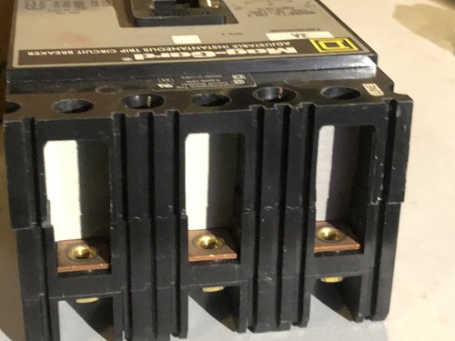 Disyuntor Square D FAP3600311M 3A 600V 3P Lug to Lug 3 Amp 3 Polos - NUEVO - Imagen 6 de 8