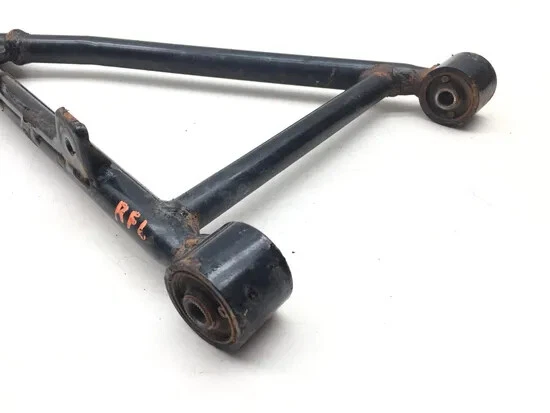 Braço A inferior direito passageiro dianteiro 2003 Arctic Cat 500 4X4 2623 x - Imagem 2 de 4