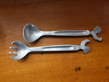 Metal Pewter Rooster and Hen Salad Server Fork & Spoon Set