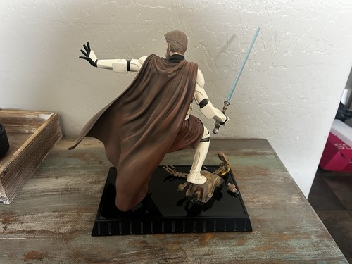 Star Wars OBI-WAN KENOBI in Clone Trooper Armor Statue by Gentle Giant /2500 - Picture 6 of 11