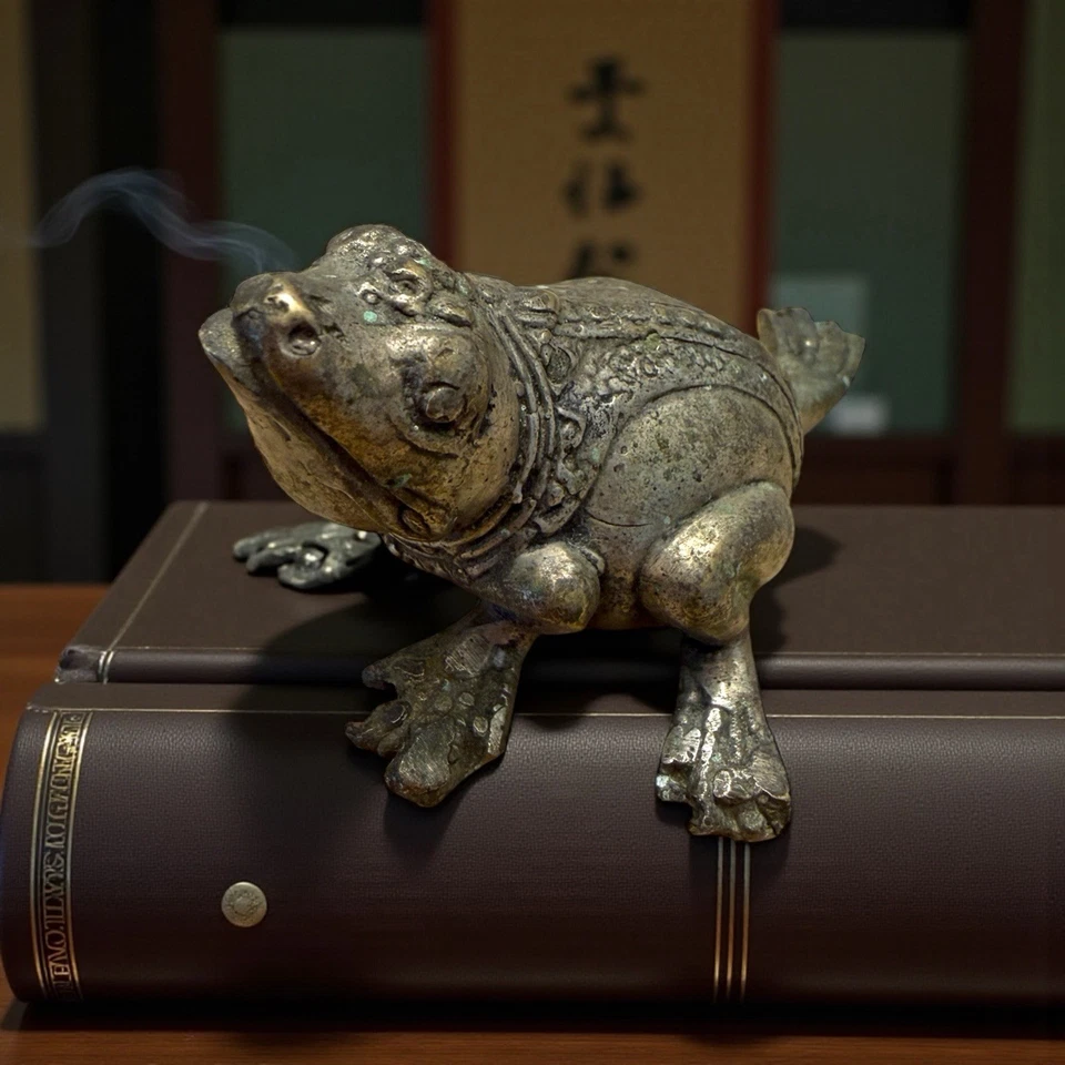 Statua Piccola Scultura Lega Piena Ranocchio Orientale Vintage Talismano - Immagine 4 di 4