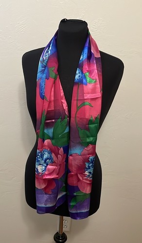Silk Blend Vibrant Floral Pattern 58” x 12” Scarf. - Picture 4 of 7