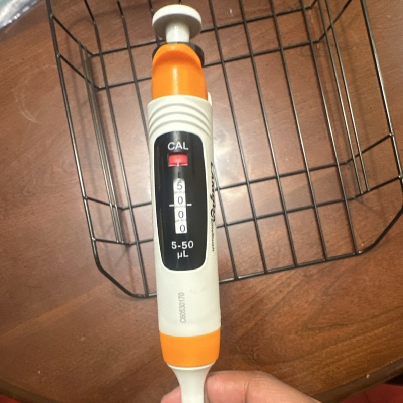 Corning Single Channel Pipettor Adjustable 5–50µL C60530170