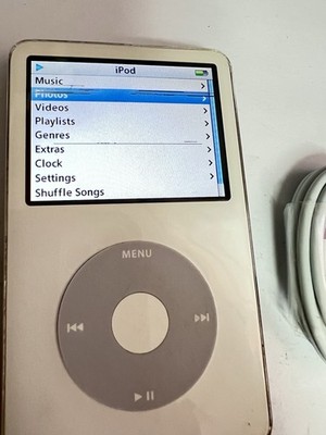 Apple iPod Classic 5th Gen. 30GB - white A1136 | eBay
