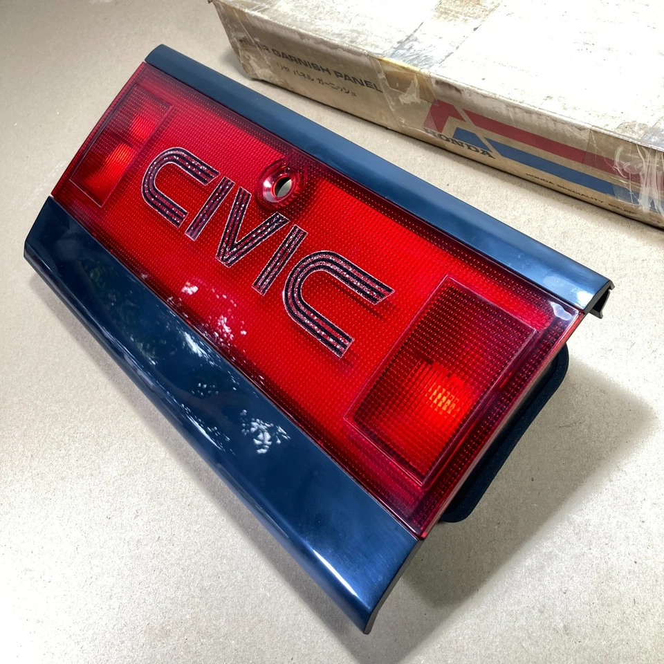 Honda Civic Sedan 4 portas 1984 1985 lanterna traseira centro enfeite genuíno novo na caixa Japão - Imagem 3 de 4