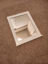 Plain Mirror - Square pattern (White)