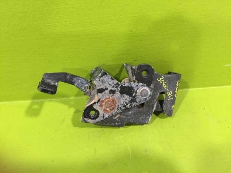 95 96 97 98 99 00 01 02 ISUZU TROOPER CIERRE ESCOTILLA OEM 3060-24 Foto 2 de 2