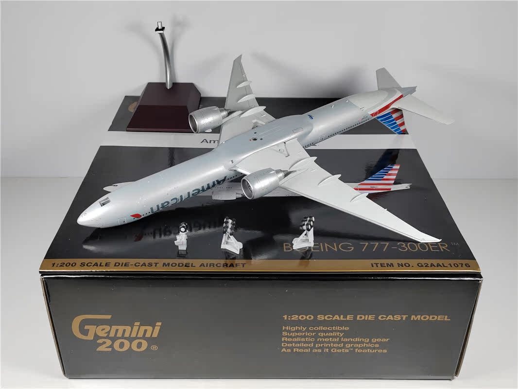 1:200 Geminijets American BOEING B777-300ER Airplane Diecast