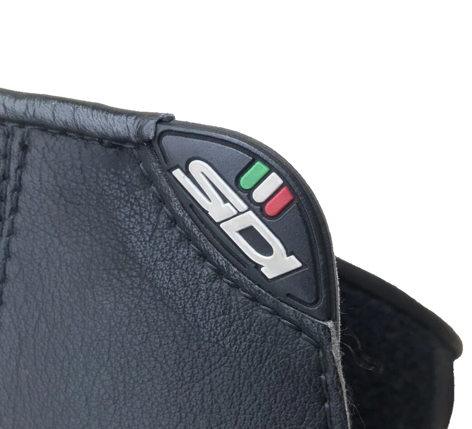 SIDI  PRO motorcycle boots Size 10 Black Great Condition Lightly Used GREAT DEAL - Image 2 of 4