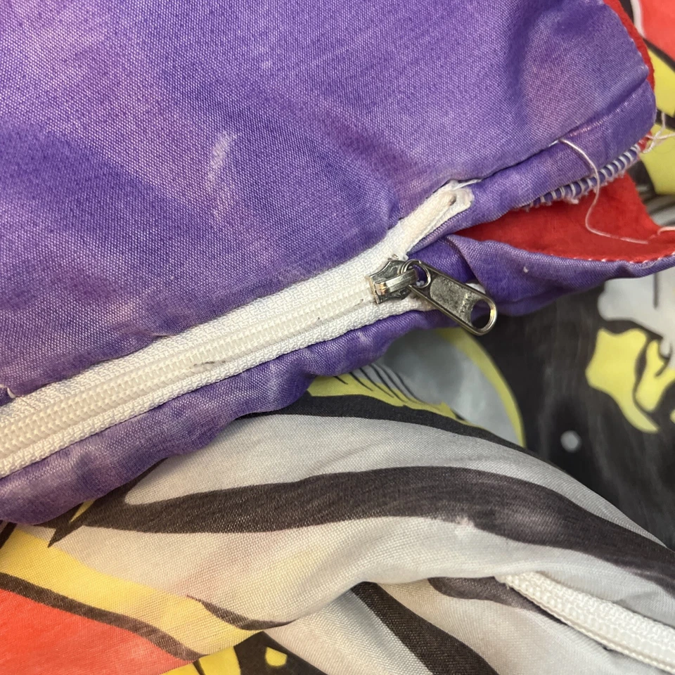 Vintage 1992 Batman Returns Double Sided Sleeping Bag DC Comics 30x75” - Image 4 of 4