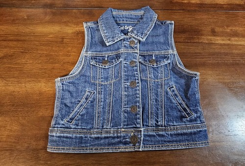 Cat & Jack Pre Owned S Sleeveless Jean Vest For Girls (Size 6/6x)