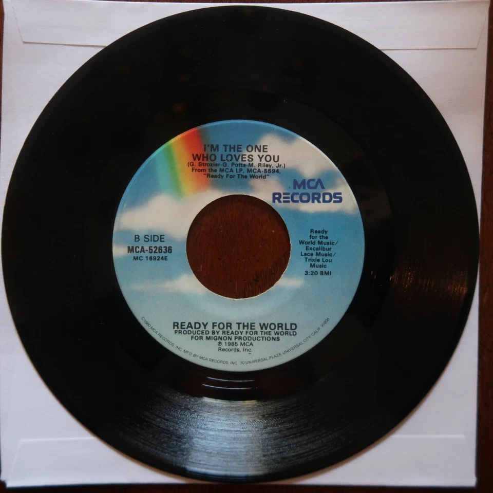 READY FOR THE WORLD OH SHEILA/I'M THE ONE WHO LOVES YOU VINYL 45 VG 30-90 Foto 2 de 2