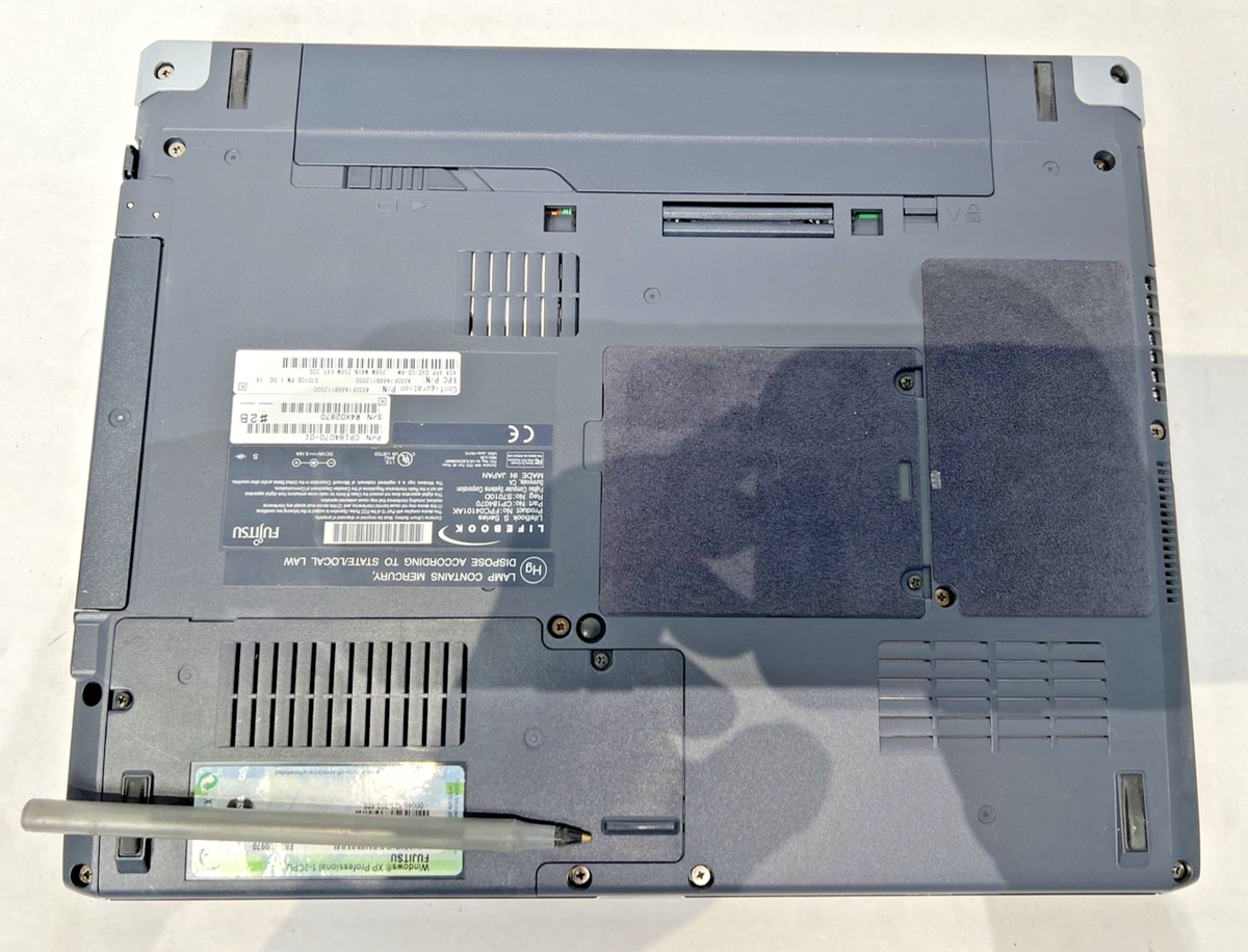 Fujitsu Lifebook S Series Intel Pentium M 1.5MHz, 512MB Fujitsu Lifebook S Series Intel Pentium M 1.5MHz, 512MB