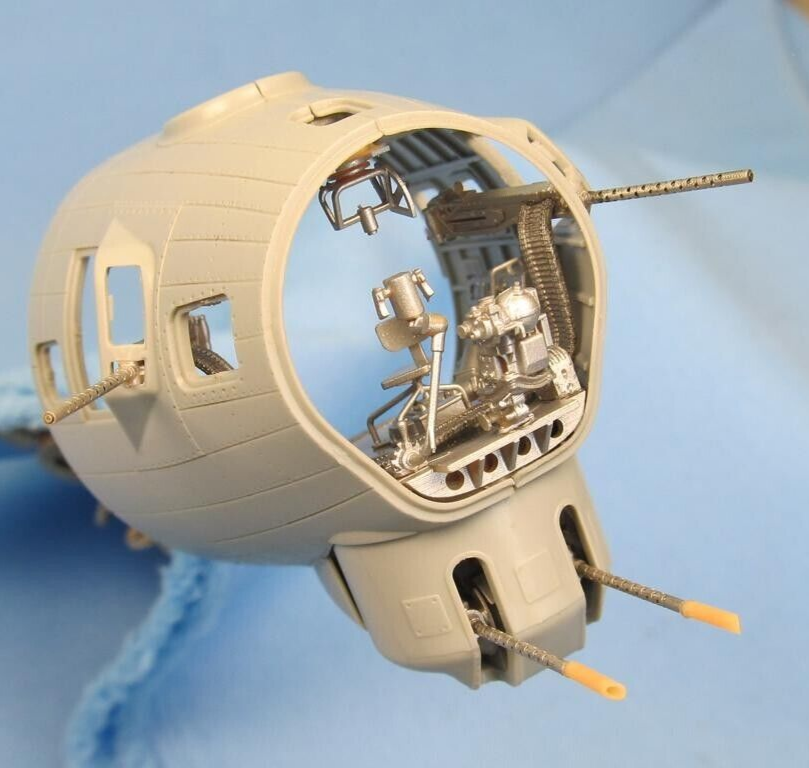 航空機・ヘリコプター HK models 1/48 B-17G Amazon.com: Hong Kong Models 1/48 B-17G Early 01F001 : Arts