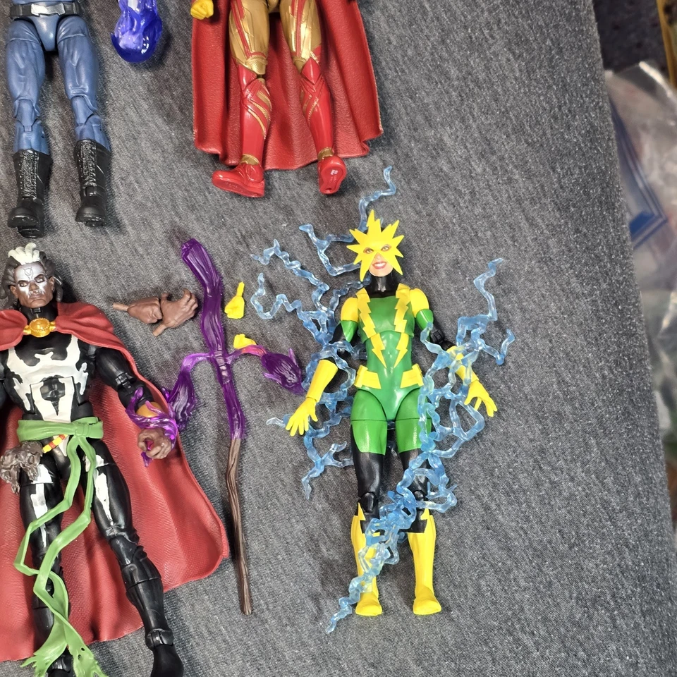 Marvel Legends Lote de 10 Millas Venomizadas Electro Spot Ironman Voodoo y Más Foto 4 de 4