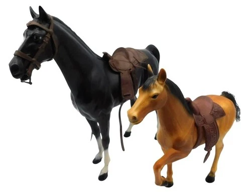 Set of 2 Vintage Plastic Horses MARX Thunderbolt Best of the West Johnny Saddle
