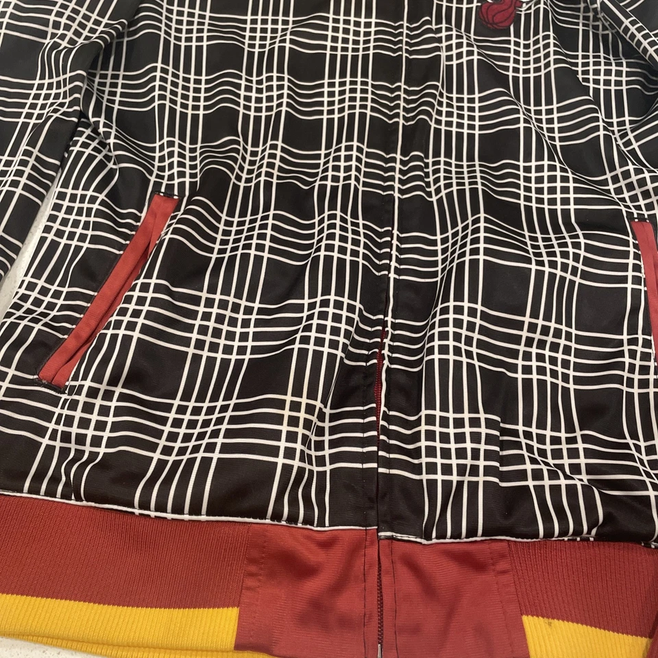 Miami Heat NBA UNK Men's Size Medium Full Zip Warm-Up 🔥 - Image 4 of 4