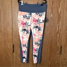 NWT Xersion Women's Leggings Athletic Workout Grey Performance Large Floral Pant