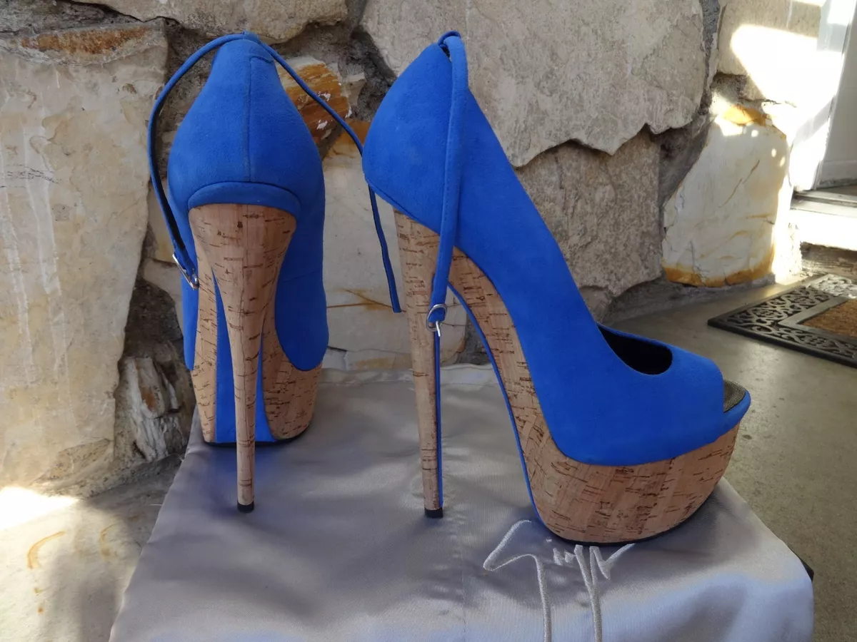 Giuseppe Zanotti Denny 115 Skyhigh Platform Pumps Blue Suede EU 39