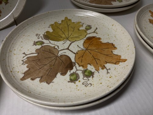 Vintage MCM Metlox Poppytrail Woodland Gold Salad Plates Autumn Leaves Set of 8 - Picture 4 of 8