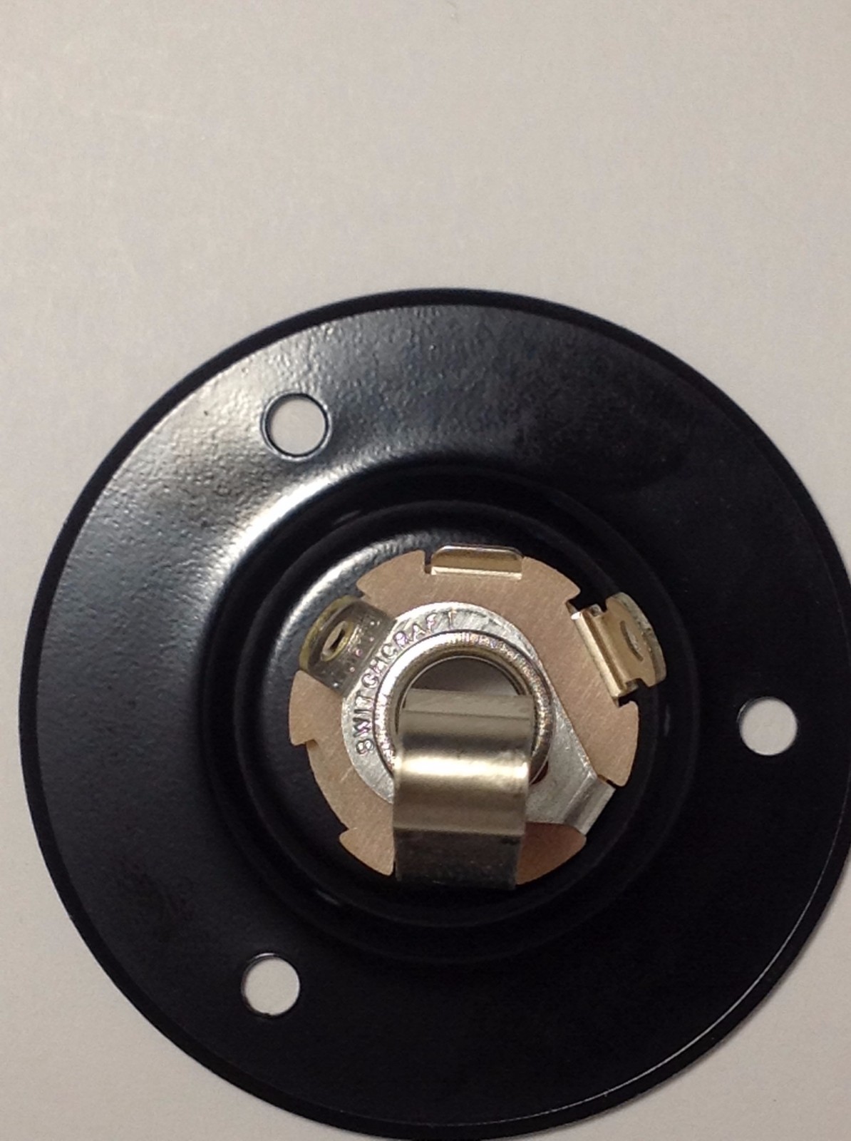 Black Speaker Amp Jack Plate 2" Round Metal w/1/4" Switchcraft