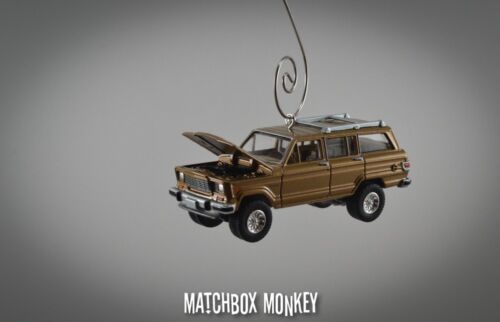 Vintage Style 1981 Custom AMC Jeep Wagoneer Christmas Ornament 1/64 Scale Adorno - Picture 7 of 10