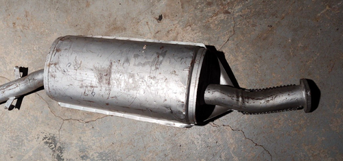 ALFA ROMEO ALFETTA SEDAN 1975-77 CENTER MUFFLER NEW OLD STOCK - Picture 5 of 6