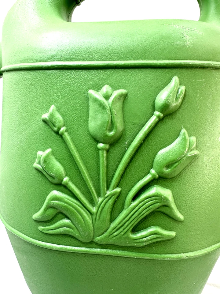 Molde de sopro vintage anos 80 Union Product EUA plástico verde lata de água em relevo floral FSh - Imagem 4 de 4