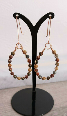 Boucles D'Oreilles Pendantes En Jaspe Picasso Et Fil De Bronze - Artisanal, Neuf Avec Étiquettes