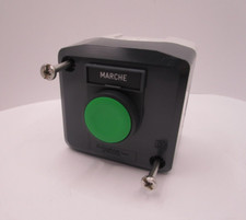 XALD101 Original SCHNEIDER Control Station Green Flush Button Fast Shipping