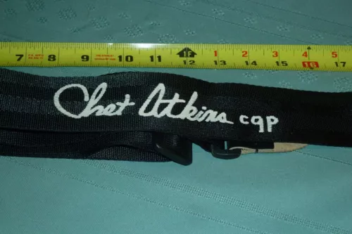 Vintage Gibson Chet Atkins CGP Black Guitar Strap  - Item VN
